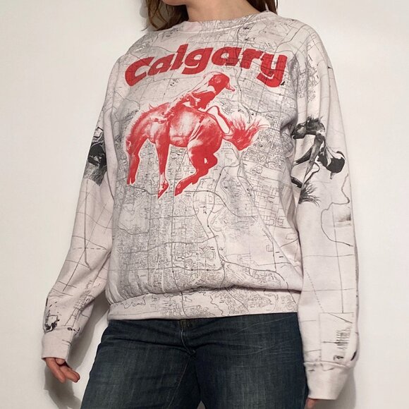 Vintage 1990s Red & White CALGARY Rodeo & Map Graphic Cowboy Sweatshirt! XL - Picture 3 of 11